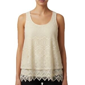 belle du jour Lace Tank Top Women Large Cream Layered Scallop Trim Sleeveless